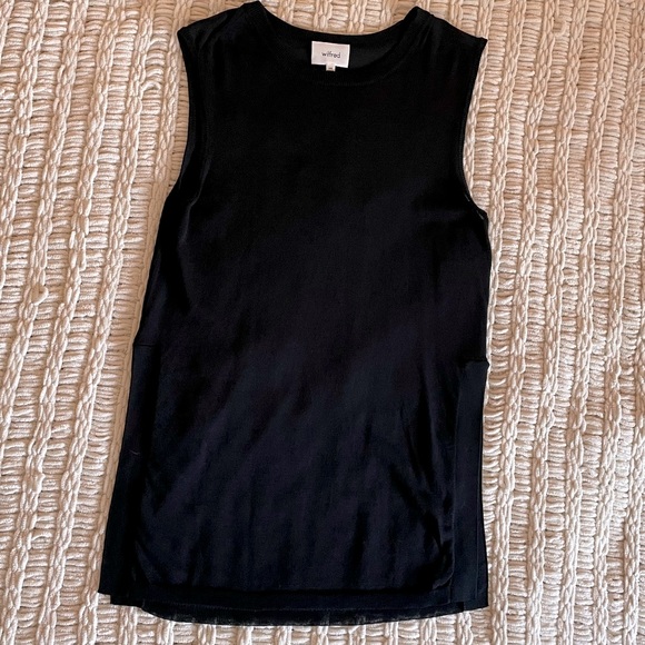 Aritzia Wilfred Top, size XS - Picture 1 of 6